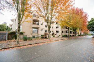 114 - 1869 Spyglass Place
