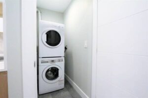 1225 Ridgewood