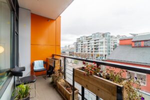 404 - 123 W 1st Avenue