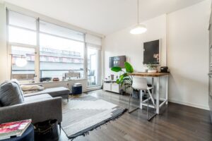 404 - 123 W 1st Avenue