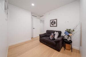 405 - 1365 W Davie Street