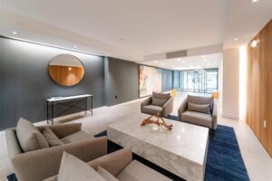 405 - 1365 W Davie Street