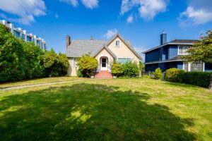 475 W 27th Avenue