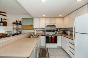 538 - 1515 W 2nd