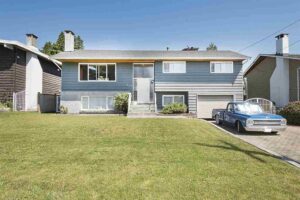 854 16th Street East