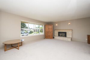 854 16th Street East
