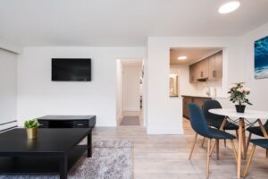 10 - 1537 Burnaby Street
