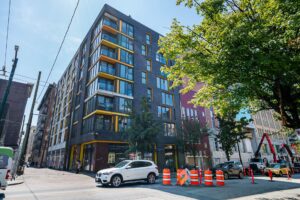 1007 - 150 E Cordova
