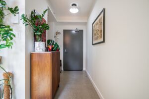 1007 - 150 E Cordova