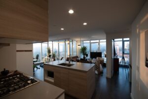 1007 - 652 Whiting Way