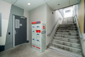 201 - 557 E Cordova