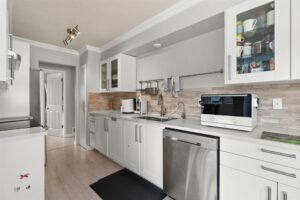 Lower - 10671 Rosecroft Crescent