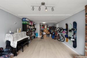 Lower - 10671 Rosecroft Crescent