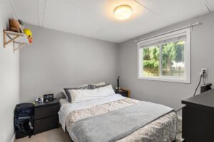 Lower - 10671 Rosecroft Crescent
