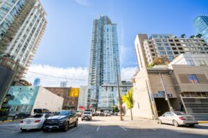 2806 - 833 Seymour Street