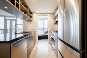 2806 - 833 Seymour Street
