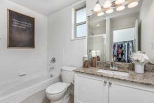 302 - 290 Francis Way