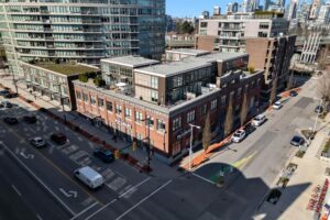 310 - 429 W 2nd