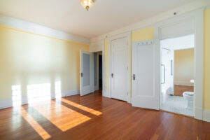 40 - 1386 Nicola Street
