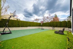 4643 Midlawn