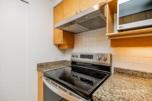 511 - 1288 Marinaside Crescent