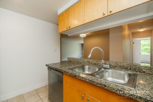 511 - 1288 Marinaside Crescent