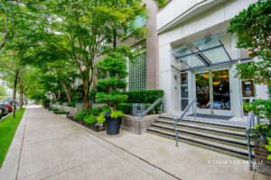 511 - 1288 Marinaside Crescent