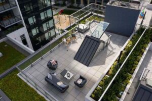 601 - 3498 Marine Way