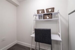601 - 3498 Marine Way