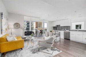 601 - 3498 Marine Way