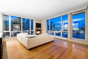 607 - 323 Jervis Street