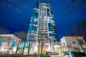 607 - 323 Jervis Street