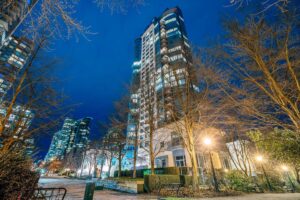 607 - 323 Jervis Street