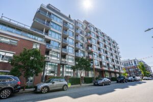 706 - 250 6th Avenue