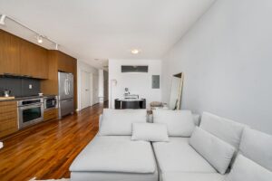706 - 250 6th Avenue