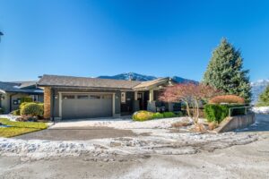 800 Ocean Crest Drive