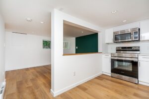 1412 East 10th