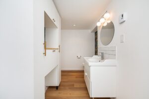 1412 East 10th
