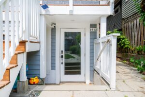 1412 East 10th