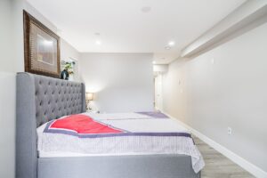 3554 W 3rd