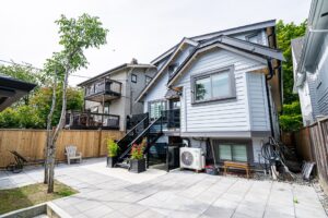 3554 W 3rd