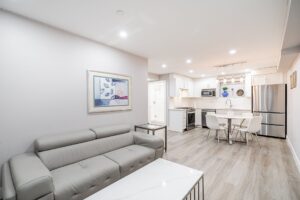 3554 W 3rd