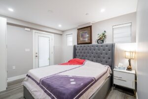 3554 W 3rd
