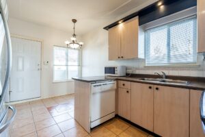 381 E 57th Avenue