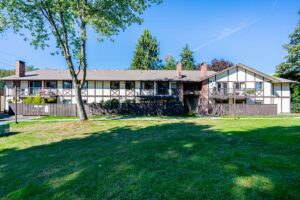 8961 Horne