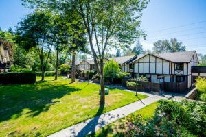8961 Horne