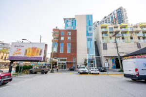 520 - 2508 Watson Street